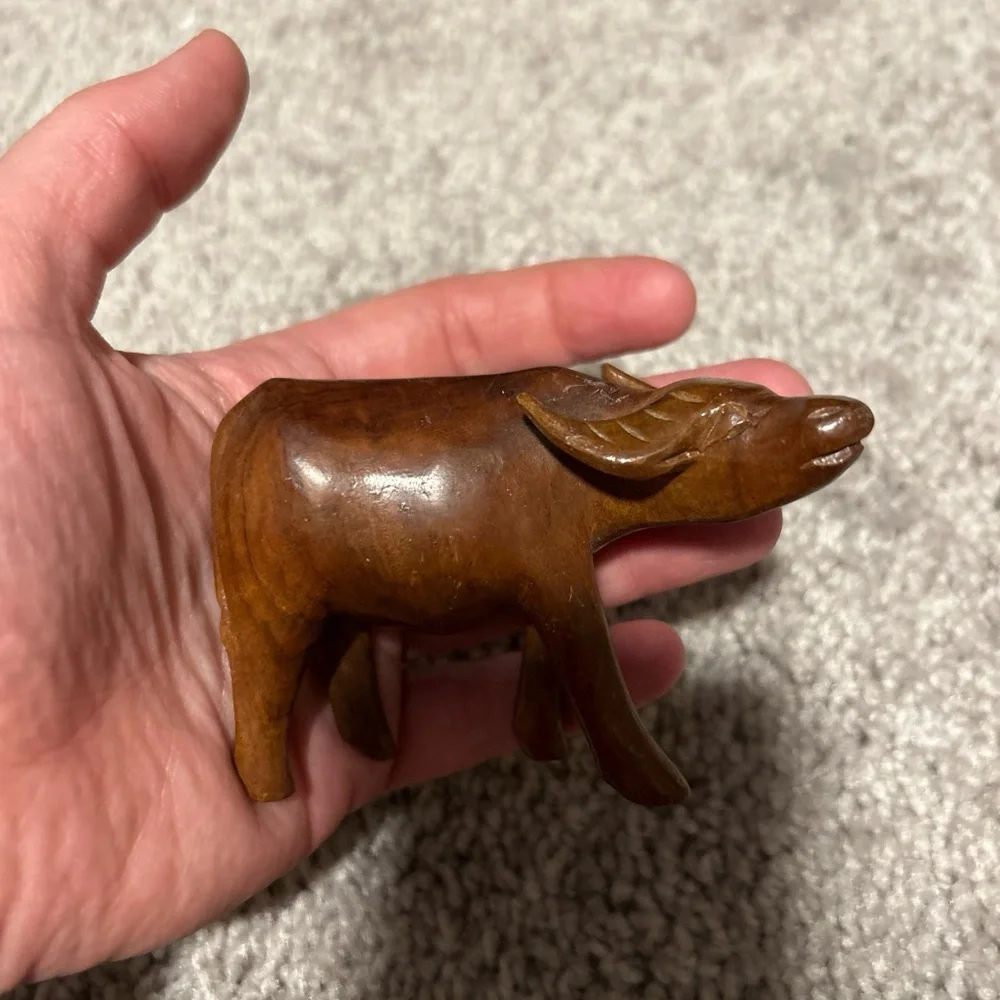 Vintage Hand Carved Wooden Elephant 5x3.5’ & Wooden Ox 3.5x2.5’